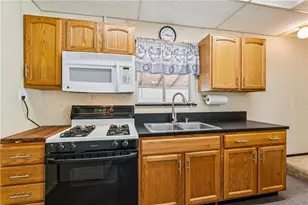 337 Maryland Ave, Rochester, PA 15074 - Photo 16