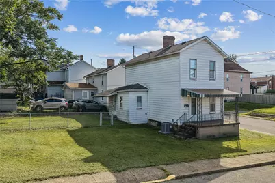 337 Maryland Ave, Rochester, PA 15074 - Photo 2