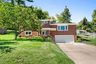142 Wray Large Rd, Jefferson Hills, PA 15025 - Photo 2