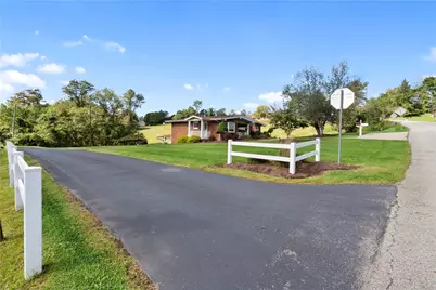 442 California Dr, W Pike Run Twp, PA 15423 - Photo 32