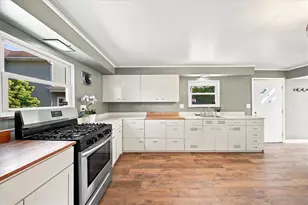 590 Jefferson St, Rochester, PA 15074 - Photo 8