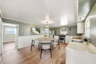 590 Jefferson St, Rochester, PA 15074 - Photo 6