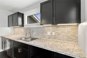 1023 Beckford St, New Castle, PA 16101 - Photo 24