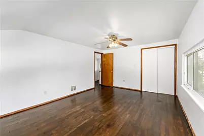 386 Princeton Dr, Pittsburgh, PA 15235 - Photo 16