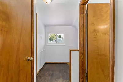 386 Princeton Dr, Pittsburgh, PA 15235 - Photo 12