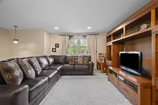 92 Buckhill Rd, Ross Twp, PA 15237 - Photo 12