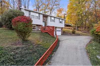 92 Buckhill Rd, Ross Twp, PA 15237 - Photo 4