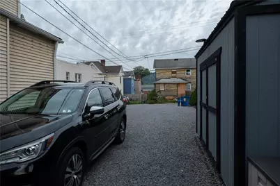 907 5th Ave, Coraopolis, PA 15108 - Photo 10