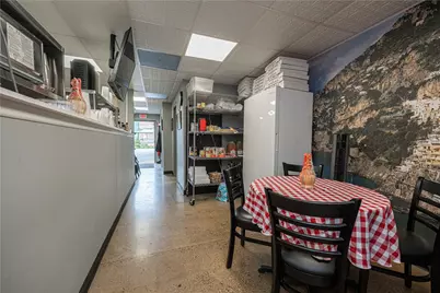 907 5th Ave, Coraopolis, PA 15108 - Photo 6