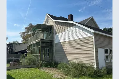 305 1st St, Sutersville, PA 15083 - Photo 6