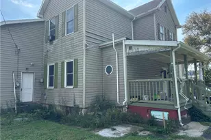 305 1st St, Sutersville, PA 15083 - Photo 4