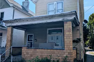 215 16th St, Beaver Falls, PA 15010 - Photo 2