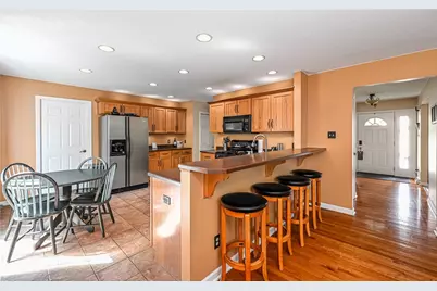 1833 Porter St, Conway, PA 15027 - Photo 6