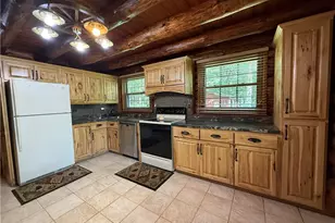 239 Hilliard Rd, Washington Township, PA 16050 - Photo 8