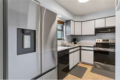104 Longfellow Ct, Pittsburgh, PA 15218 - Photo 18