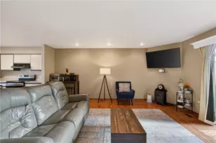 104 Longfellow Ct, Pittsburgh, PA 15218 - Photo 10