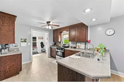 348 Steubenville Pike, Hanover Township, PA 15021 - Photo 2