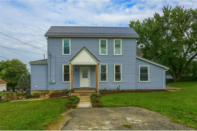 404 Hawthorne St, New Castle, PA 16101 - Photo 1