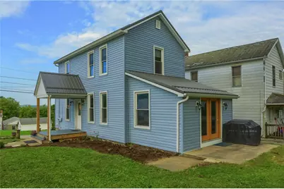 404 Hawthorne St, New Castle, PA 16101 - Photo 4
