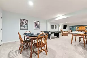 801 Village Club Dr, Pine Township, PA 15090 - Photo 24