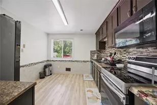 50 Dundalk Dr, Pittsburgh, PA 15235 - Photo 6