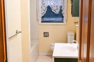 412 Wood St, California, PA 15419 - Photo 32