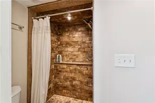 429 Deerfield Dr, Cranberry Township, PA 16066 - Photo 20