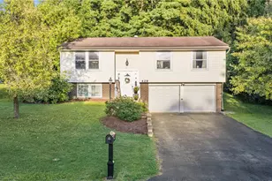 429 Deerfield Dr, Cranberry Township, PA 16066 - Photo 1