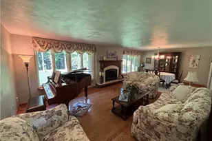 3008 Court Pl, Unity Township, PA 15601 - Photo 4