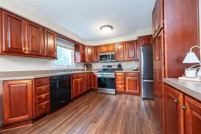160 Rivercrest Dr, Moon/Crescent Twp, PA 15108 - Photo 12