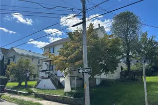 917 Crest Ave, Charleroi Boro, PA 15022 - Photo 4
