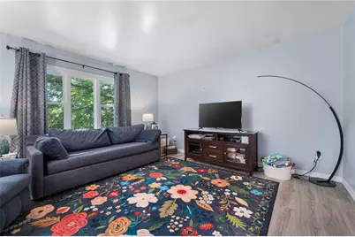 11 Pine St, Washington, PA 15301 - Photo 4
