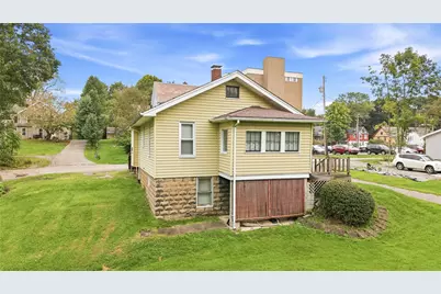34 School St, Sharpsville, PA 16150 - Photo 8