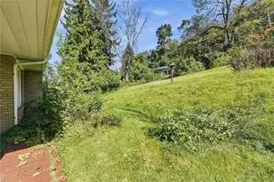 719 Locust St, Hempfield Township, PA 15601 - Photo 30