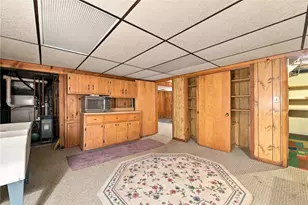 719 Locust St, Hempfield Township, PA 15601 - Photo 18