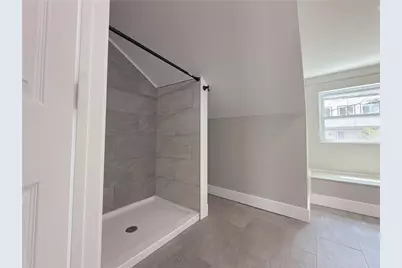 49 Holt St, Pittsburgh, PA 15203 - Photo 14