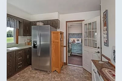 256 Hawthorne Ln, West Deer, PA 15084 - Photo 4