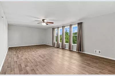 2323 Mill Grove Rd, Pittsburgh, PA 15241 - Photo 12