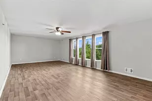2323 Mill Grove Rd, Pittsburgh, PA 15241 - Photo 12