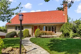 1050 Larchdale Dr, Pittsburgh, PA 15243 - Photo 2