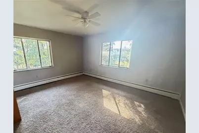 818 Fender Lane, Westmont Hilltop School District, PA 15905 - Photo 10