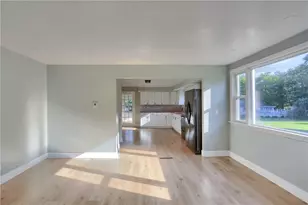 915 Marie Ave, Shenango Township, PA 16101 - Photo 12