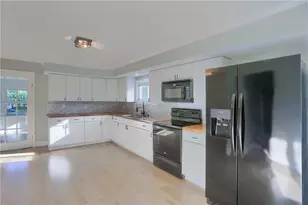 915 Marie Ave, Shenango Township, PA 16101 - Photo 14