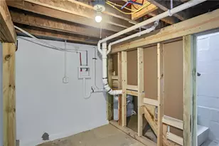 915 Marie Ave, Shenango Township, PA 16101 - Photo 34