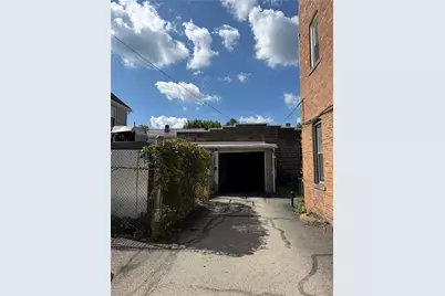 1404 4th Ave, Coraopolis, PA 15108 - Photo 2