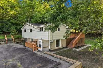 134 Becks Run Rd, Moon/Crescent Twp, PA 15108 - Photo 1
