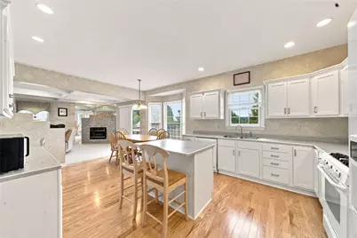 6204 Antler Hill Dr, Penn Twp, PA 15085 - Photo 6