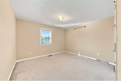 6204 Antler Hill Dr, Penn Twp, PA 15085 - Photo 22