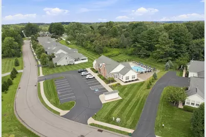 2112 Southview Dr, Harmony Boro, PA 16037 - Photo 4