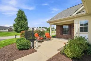 2112 Southview Dr, Harmony Boro, PA 16037 - Photo 16